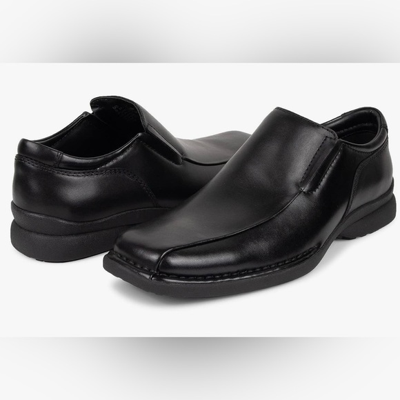 Kenneth Cole Reaction Other - NIB Kenneth Cole Reaction Black Slip-on Loafer 10